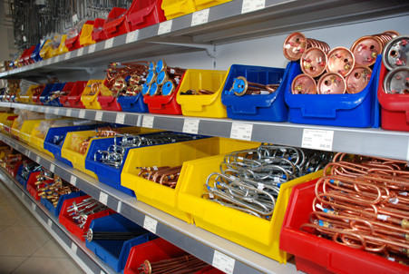 Servis Čekić – radnja iznutra, Novi Sad